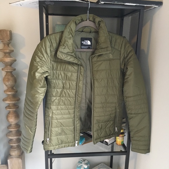 army green north face jacket